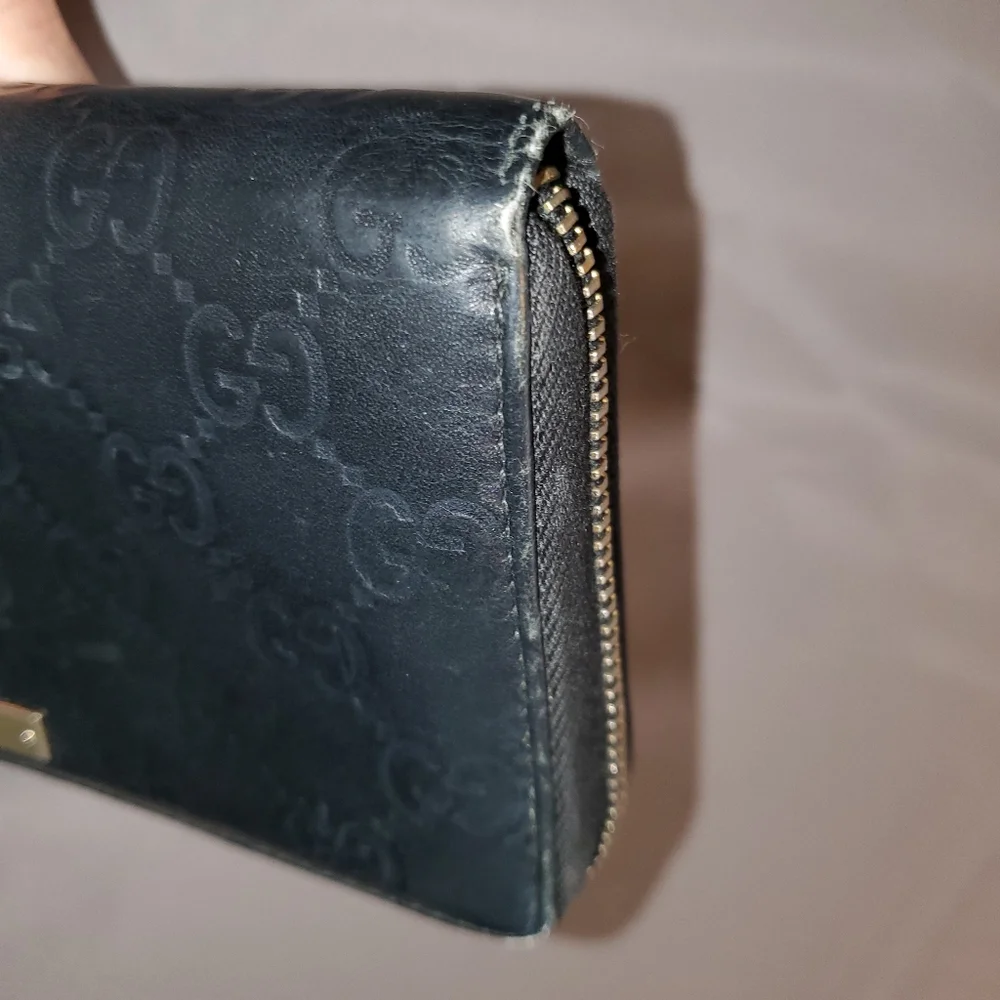 Gucci Black Gucci Signature Zip Wallet - Picture 13 of 16